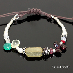 Roman glass &amp; pearl bracelet 